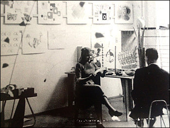 Tracing Outlines: Documentary Rewrites 20th Century Art History